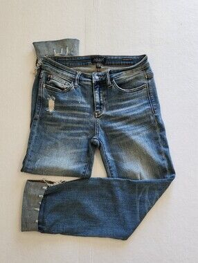 Judy Blue Straight Leg Cuffed Distressed Jeans in Medium Blue Wash Size 7